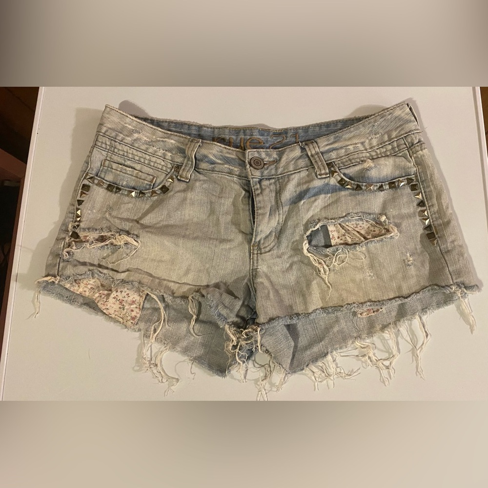 Rue21 Light Blue Distressed Jean Shorts with Studs